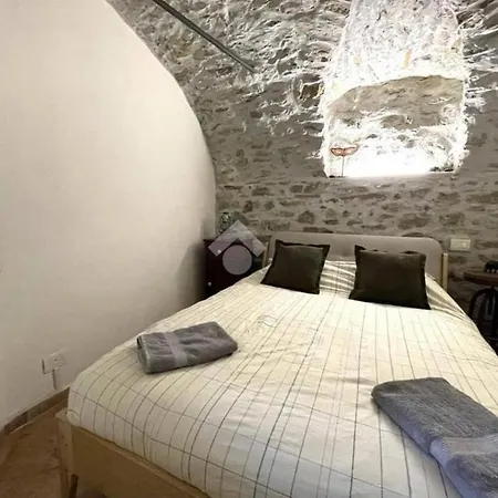 House In The Rock Appartement Apricale