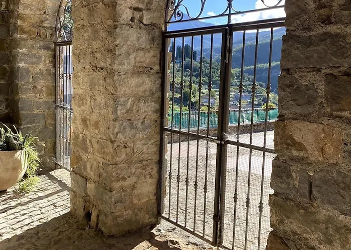 Lägenhet House In The Rock Apricale
