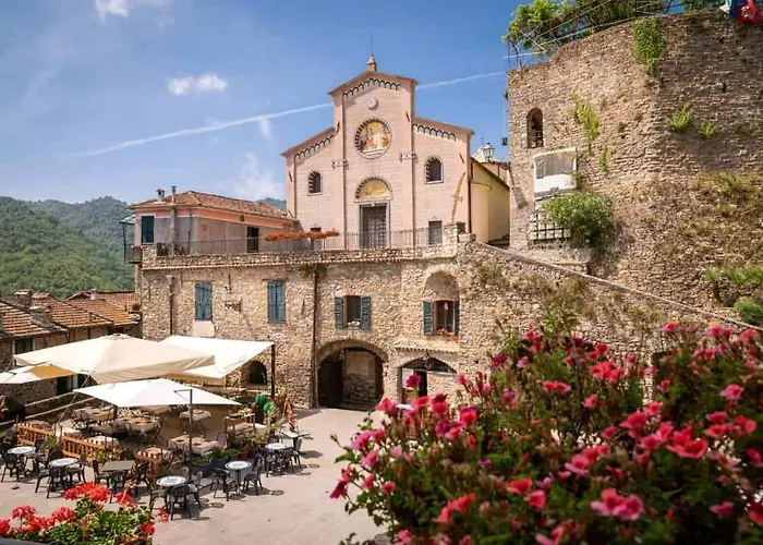 House In The Rock Apricale